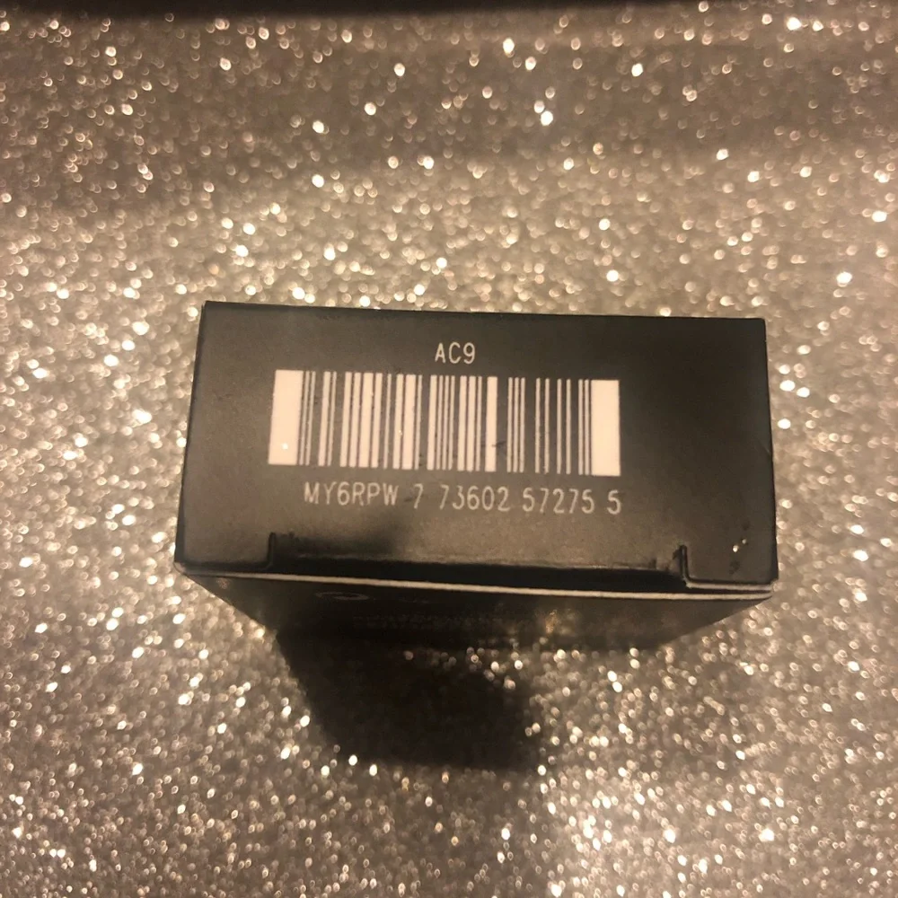 BNIB! MAC Satin Eyeshadow single in Natural Wilderness 👁